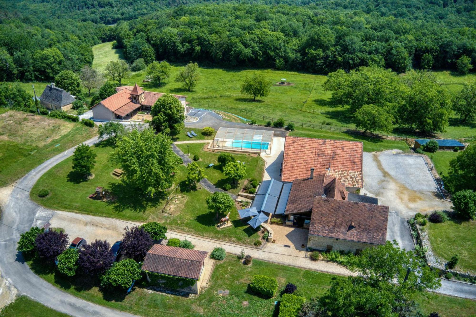 Готель Domaine De La Rhonie Meyrals Екстер'єр фото
